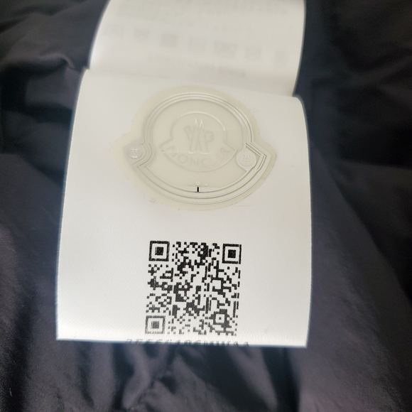 Moncler Feyder Panelled Fleece and Quilted Shell Hooded Down Jacket 3 - Picture 14 of 15